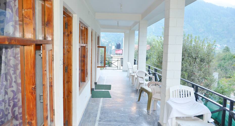 Himani Home Stay, Manali 3